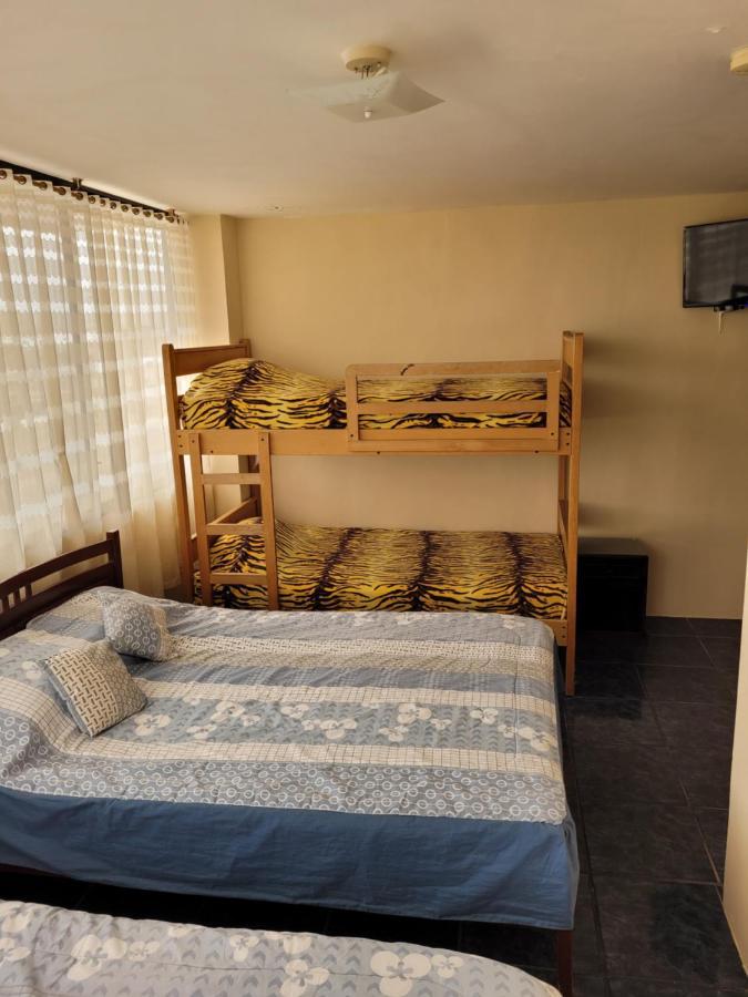 Hostal Haziel Salinas  Buitenkant foto