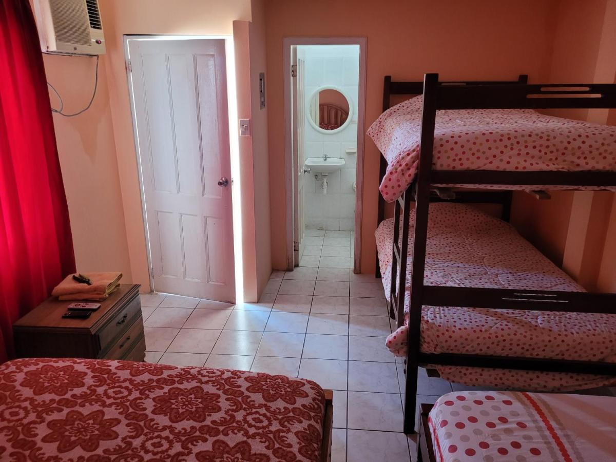 Hostal Haziel Salinas  Buitenkant foto