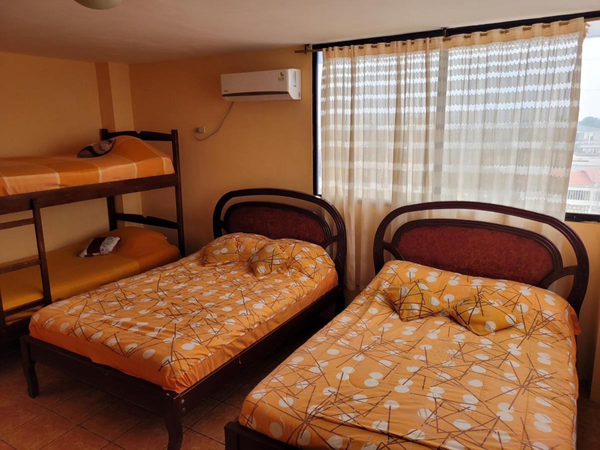 Hostal Haziel Salinas  Buitenkant foto