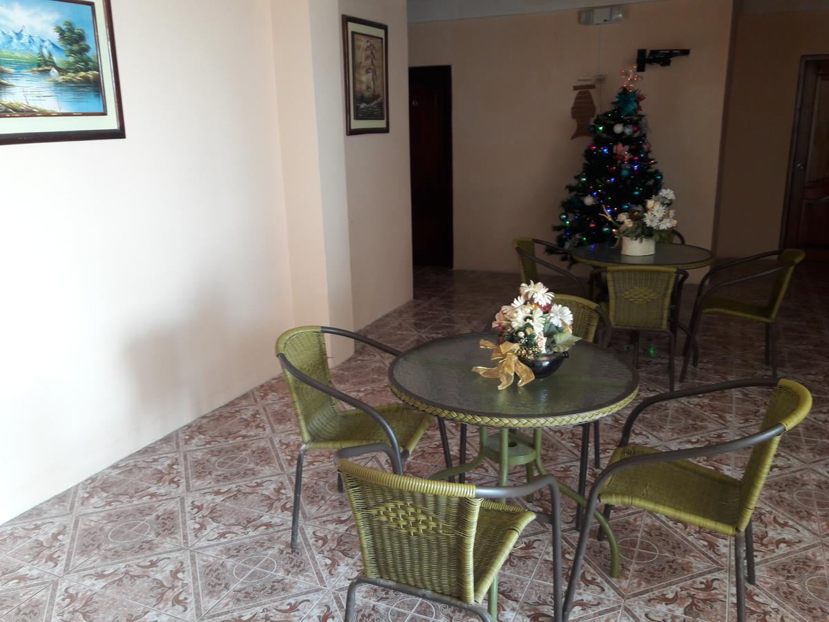 Hostal Haziel Salinas  Buitenkant foto