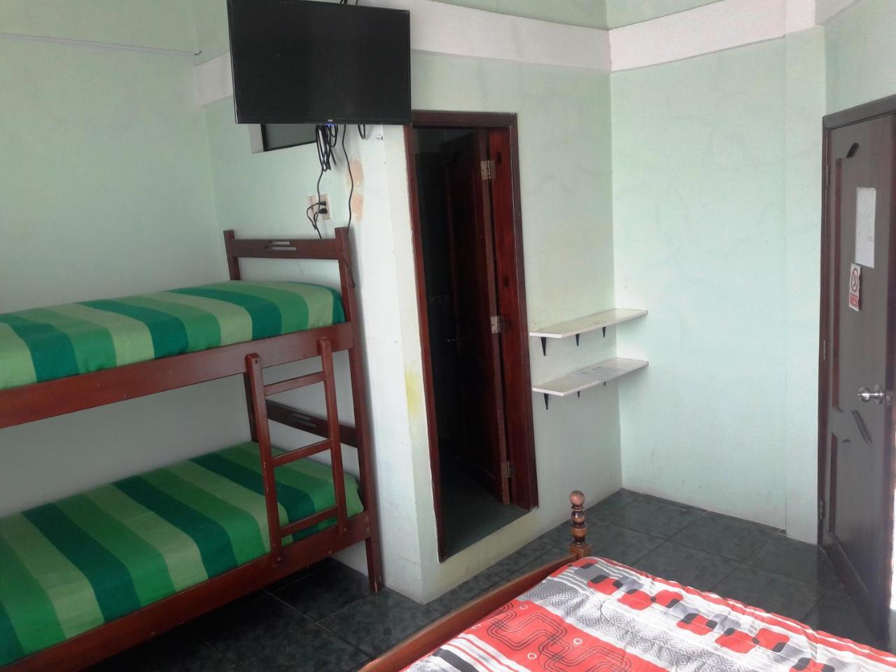 Hostal Haziel Salinas  Buitenkant foto